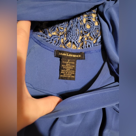 Blouse - Picture 3 of 5